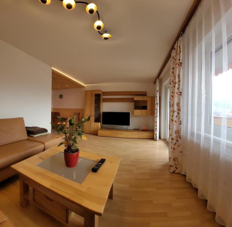 Alpen Appart Bludenz City ภายนอก รูปภาพ